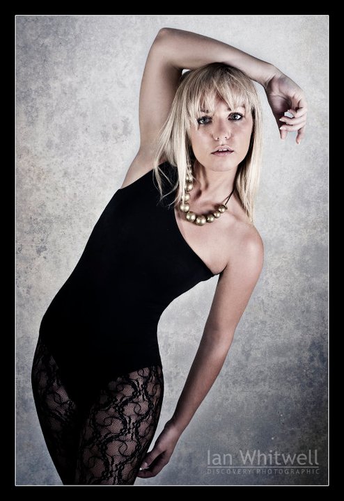 Female model photo shoot of Jess Lockhart