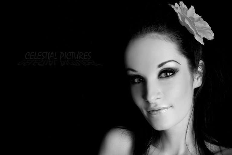 Female model photo shoot of AngelaThompson in Scottsdale,AZ