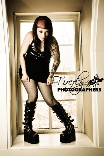 Female model photo shoot of Gabby Rubin FireFly