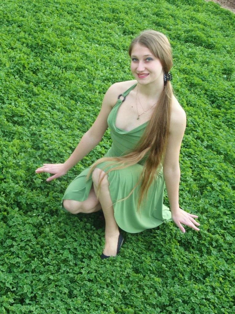 Female model photo shoot of Margosha