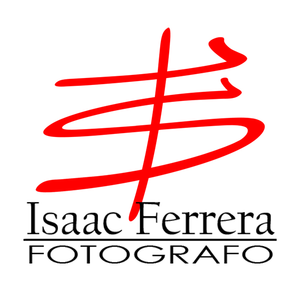 Male model photo shoot of Isaac Ferrera