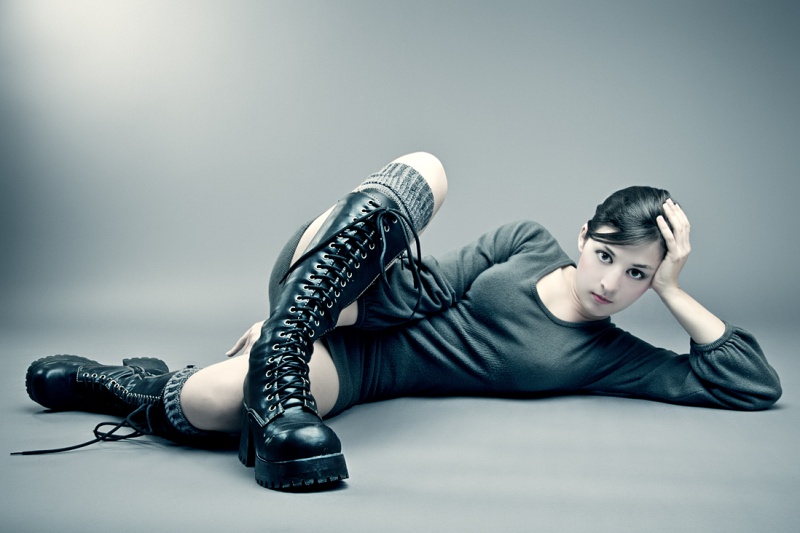 Female model photo shoot of Jacqui Opus