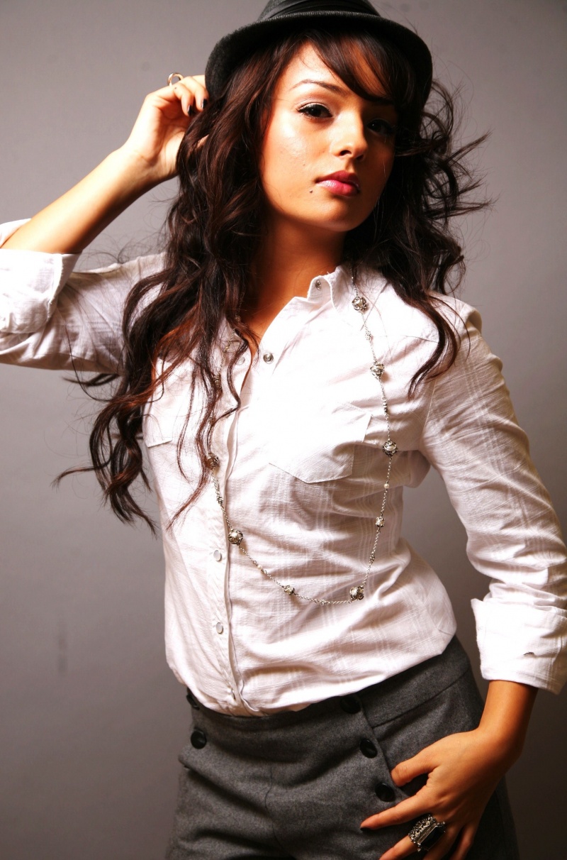 Female model photo shoot of Erika R Marroquin