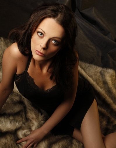 Female model photo shoot of Sheridan Miles