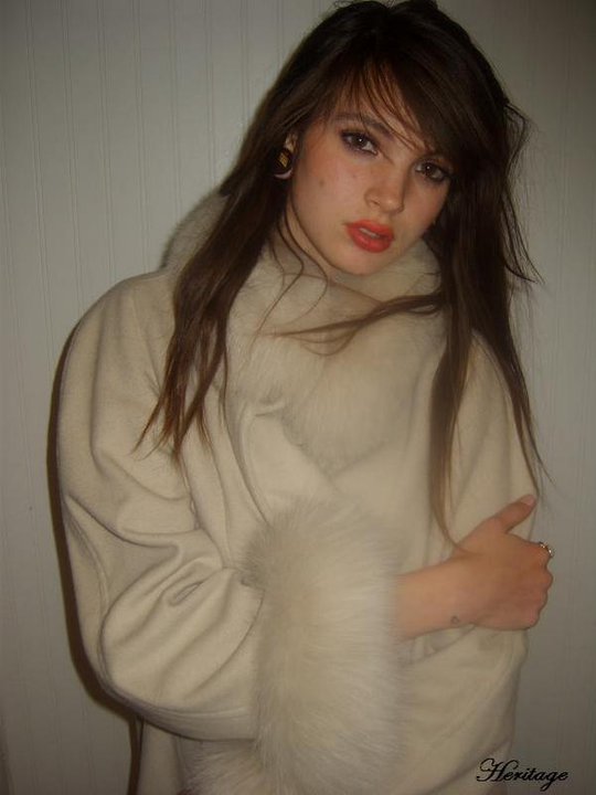 Female model photo shoot of Bryanna Lynn 