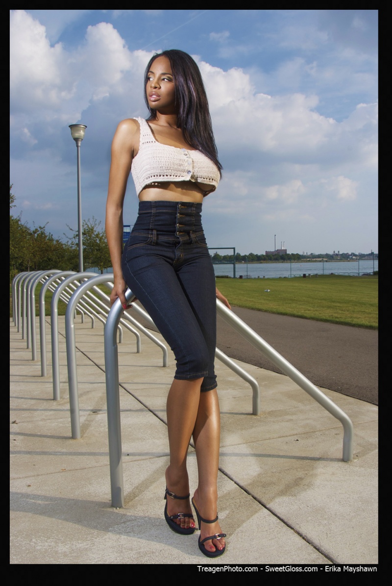 Female model photo shoot of Erika Blackstone in detroit MI