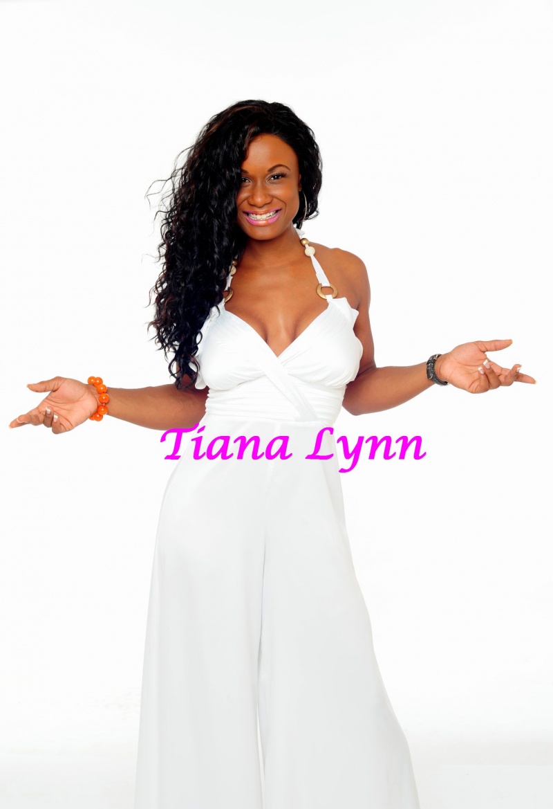 Female model photo shoot of Tiana Lynn