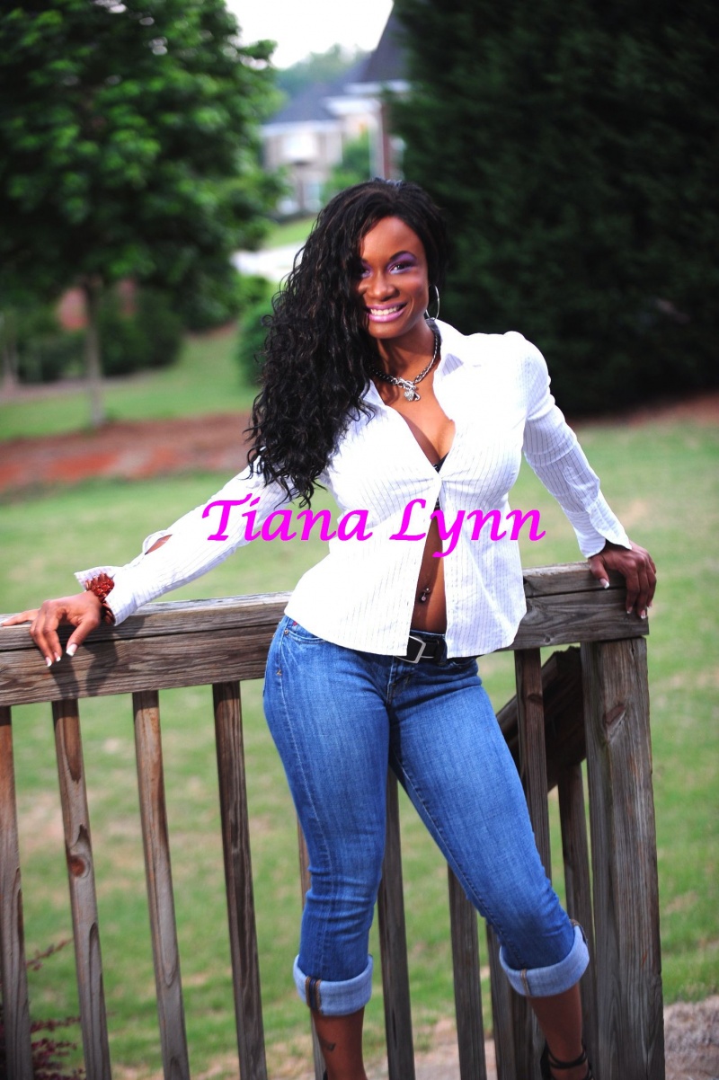 Female model photo shoot of Tiana Lynn
