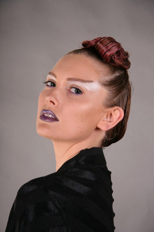 Female model photo shoot of Emma Bartik