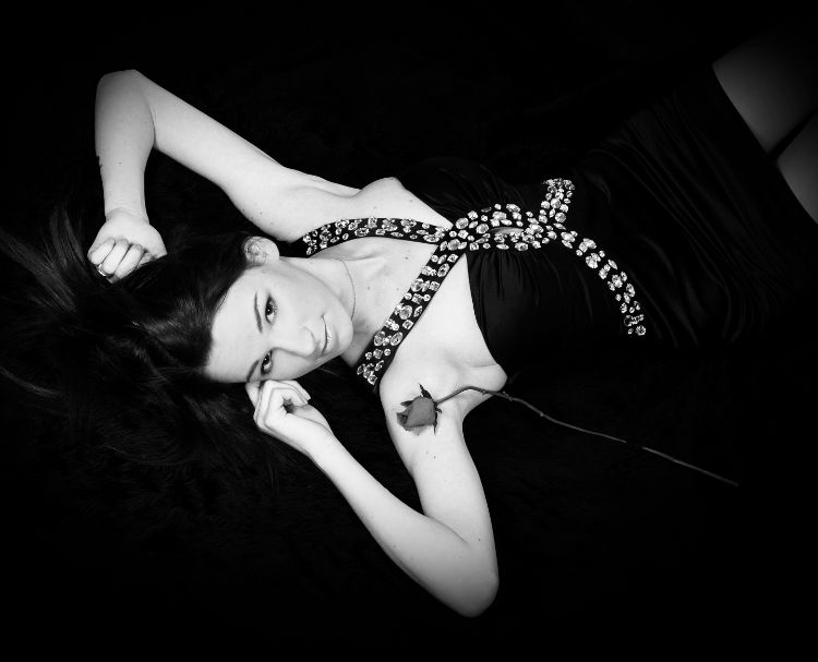 Female model photo shoot of Carla Louise