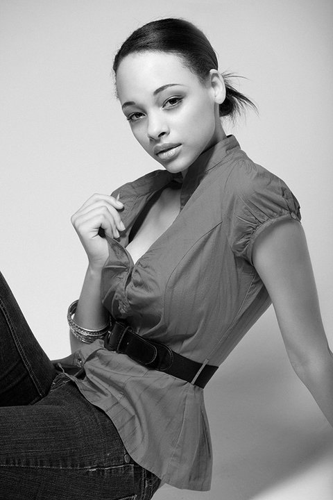 Female model photo shoot of Ashleigh Briaunn