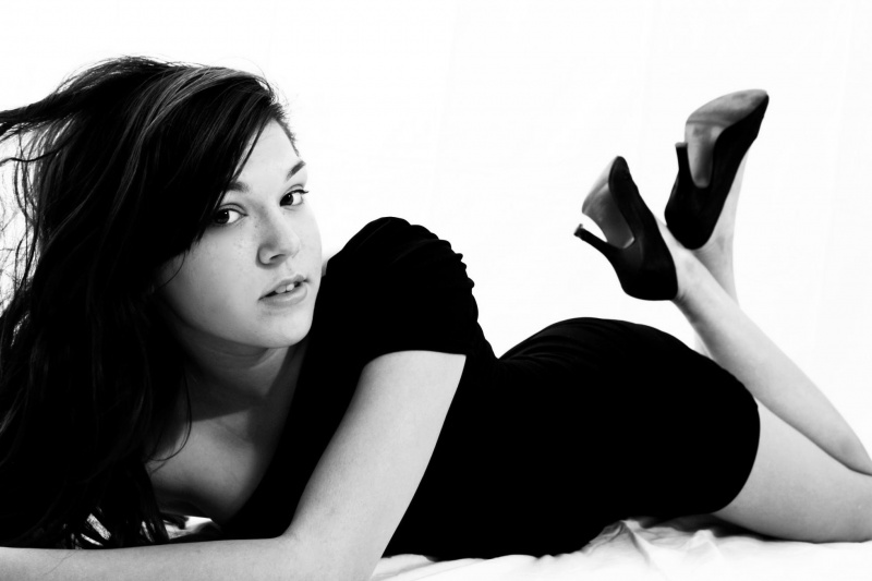 Female model photo shoot of Chelsea Layne