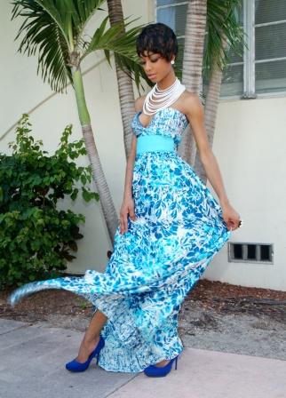 Female model photo shoot of AbeyoMarqz in Miami, FL