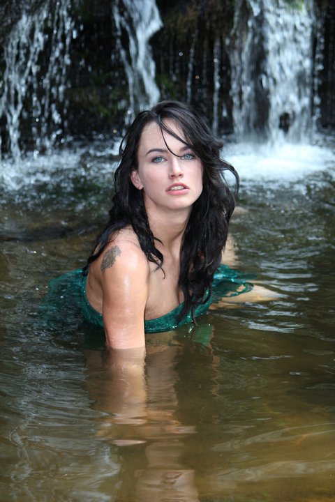 Female model photo shoot of Haleigh Shaddix