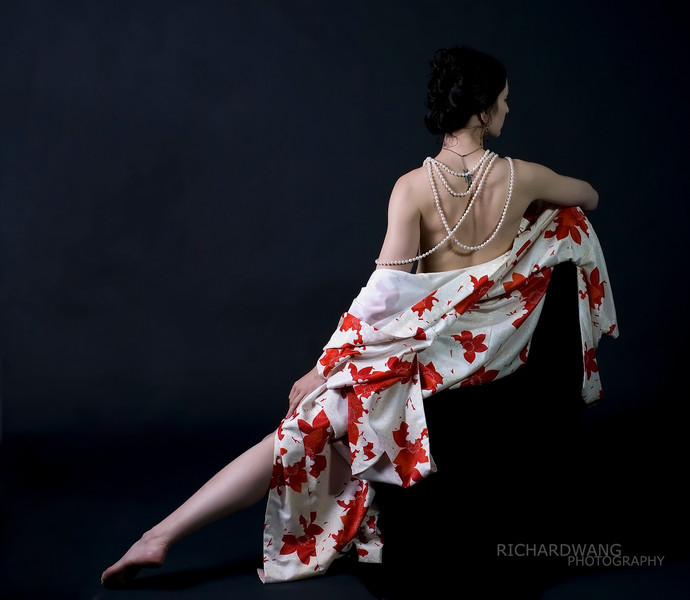 Female model photo shoot of Lisa Standing by richardwangphotography