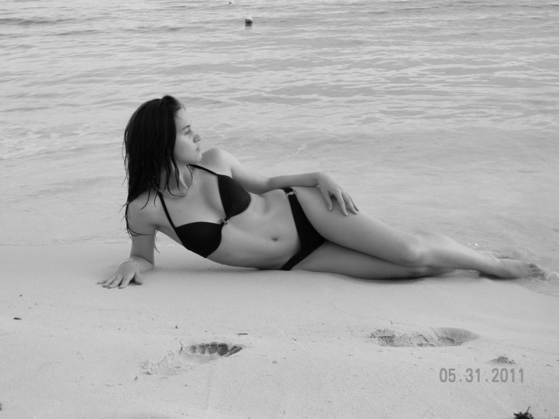 Female model photo shoot of Julia Verity in Beach, Dominican Republic