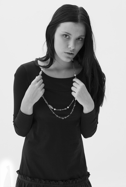Female model photo shoot of Alanna Kusin