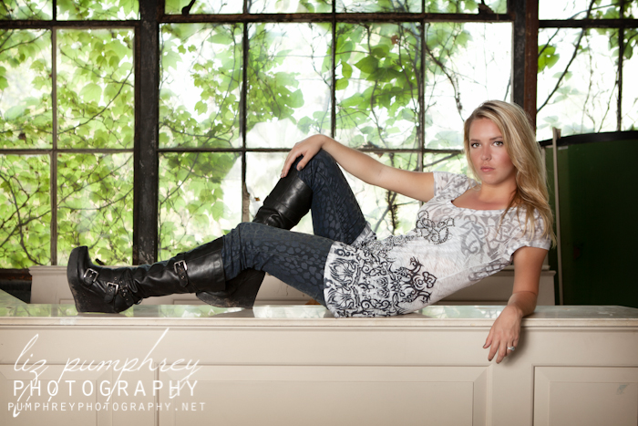 Female model photo shoot of Lauren Burner in Omni Photo shoot