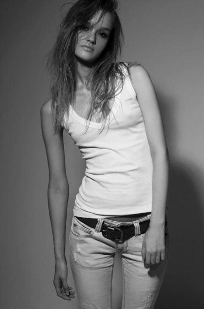 Female model photo shoot of Berta J