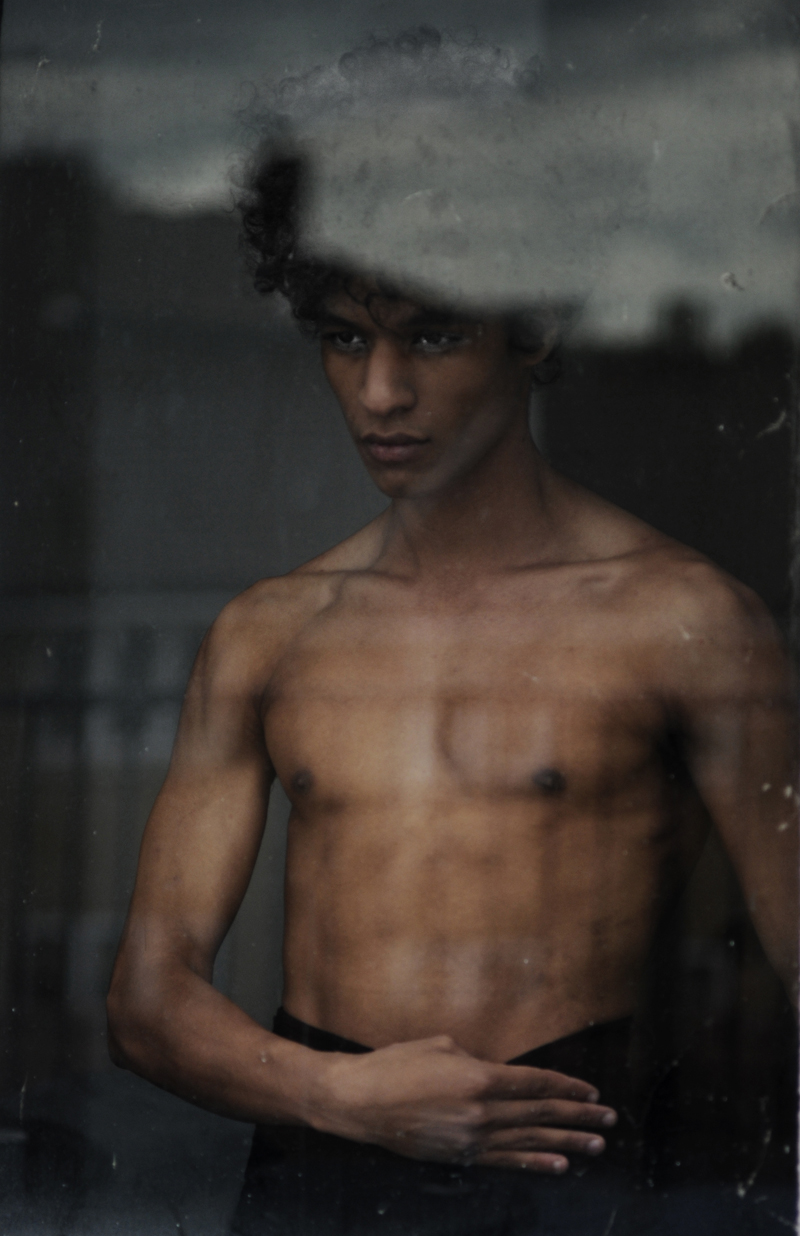 Male model photo shoot of Simon Wisbey in london