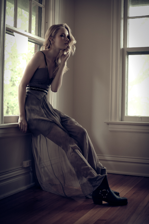 Female model photo shoot of Stephanie Klasse MUA