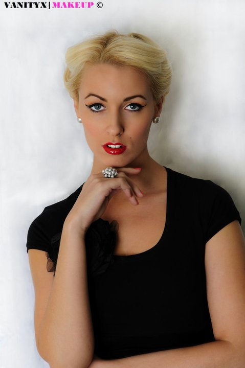 Female model photo shoot of Yvonne McKenna