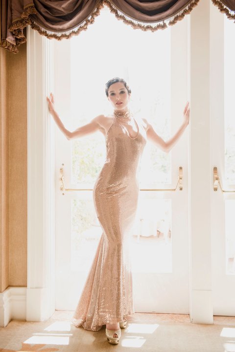 Female model photo shoot of Nataliyajoy in Beverly Hills Hotel