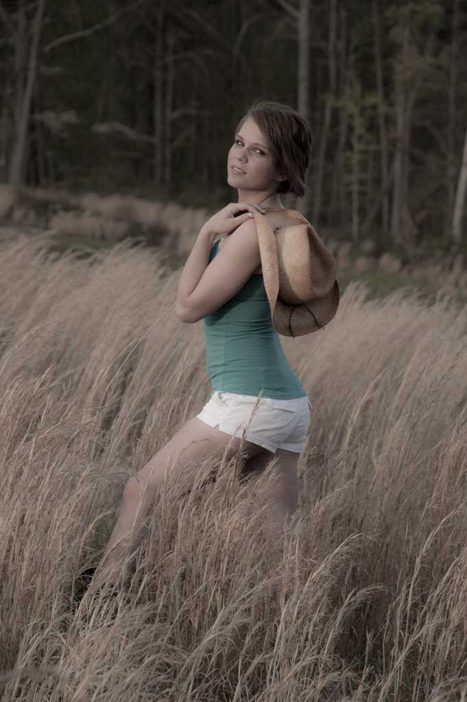 Female model photo shoot of Amie Lyne Moore by Jeremy Byers