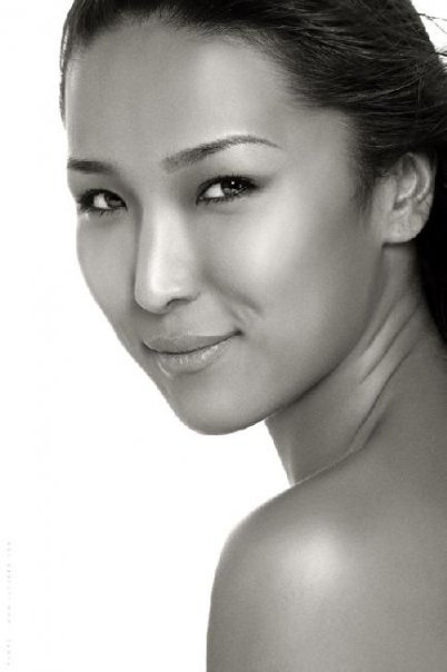 Female model photo shoot of Solange Erdene