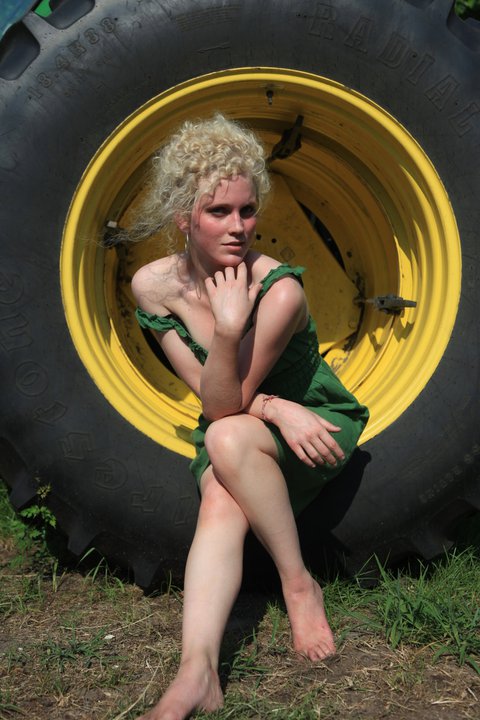 Female model photo shoot of Syble Marilyn