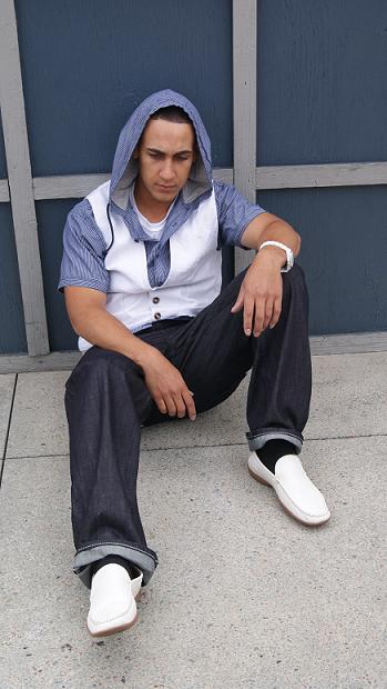 Male model photo shoot of Anthony  Taveras