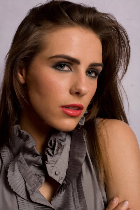 Female model photo shoot of Austin Elizabeth Makeup