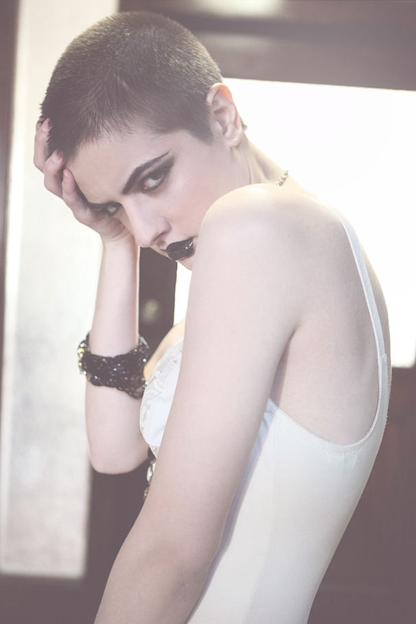 Female model photo shoot of Cris Alex by THEMANUC