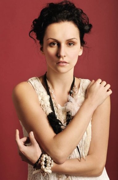 Female model photo shoot of Martyna777