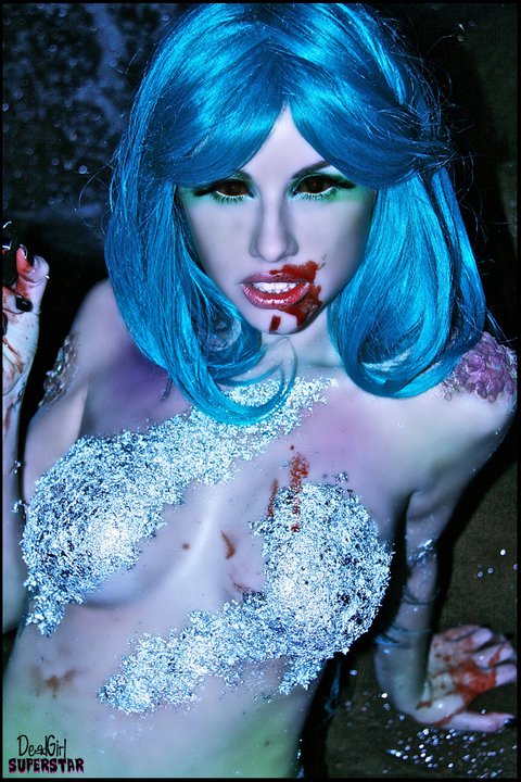 Female model photo shoot of DeadGirl Superstar, makeup by Sophie Fischer