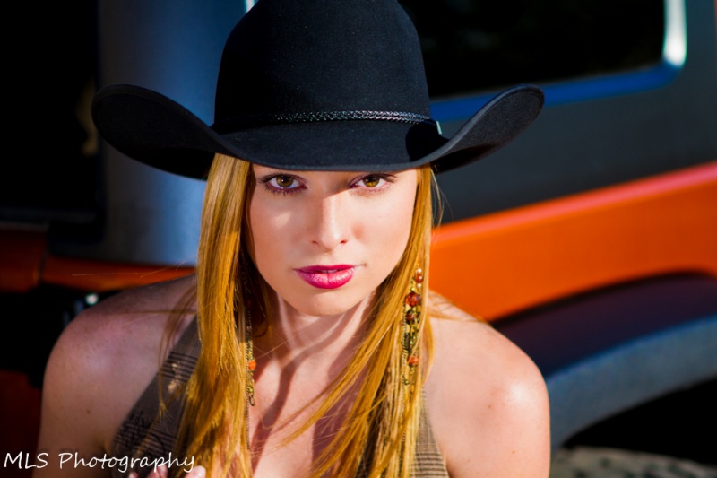 Male and Female model photo shoot of Mojito Photography and LightUpTheDarkness in Corna De Tucson