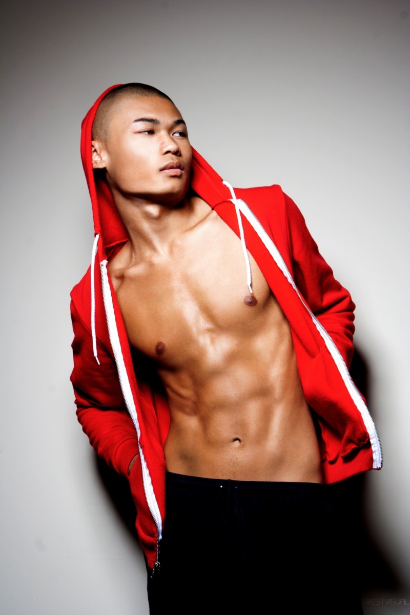 Male model photo shoot of Keith Le by JR WEST