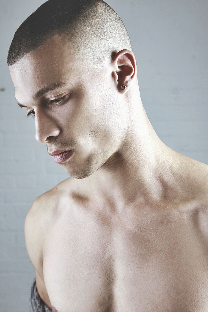 Male model photo shoot of Aaron Kelley