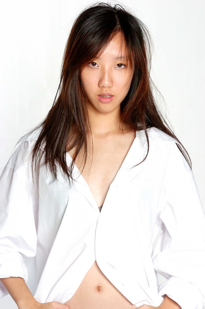 Female model photo shoot of Idreamtobreakaway by fleetingmemories