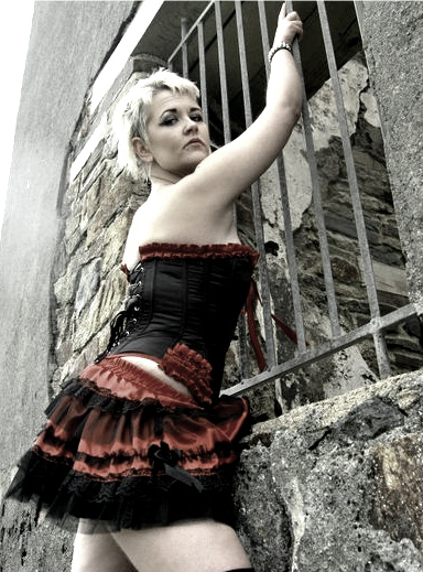 Female model photo shoot of Alessandra Giani by Deise Photography