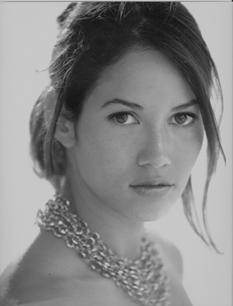 Female model photo shoot of Sonja Rodriguez