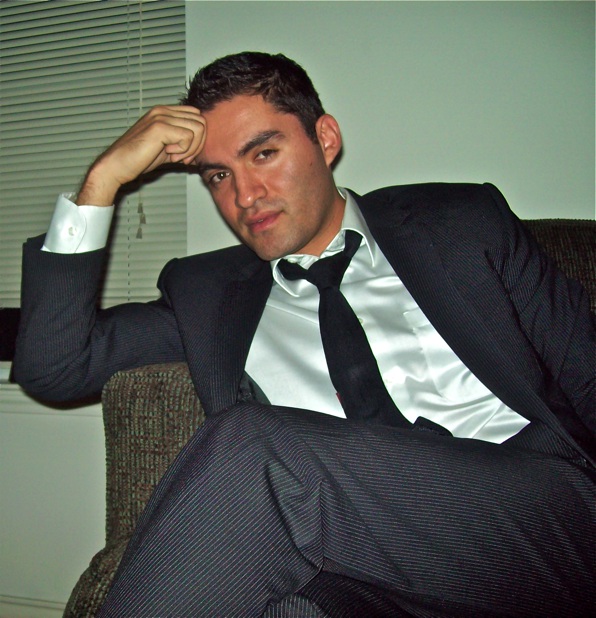 Male model photo shoot of Alejandro Castanon