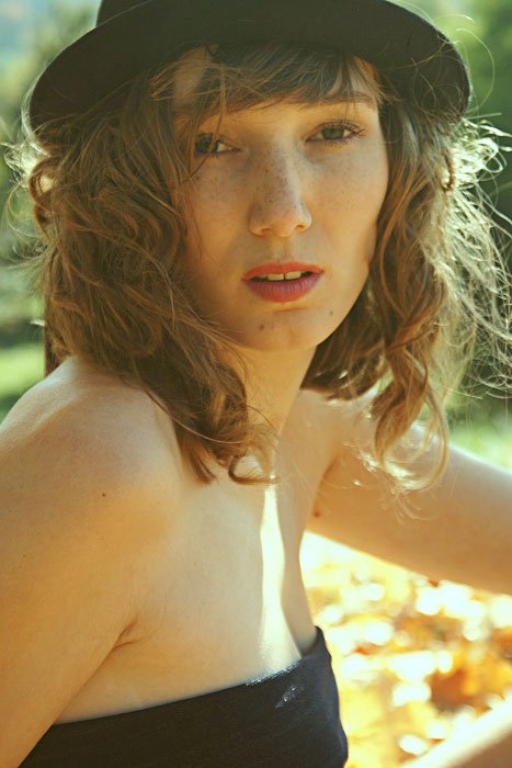 Female model photo shoot of Sun1