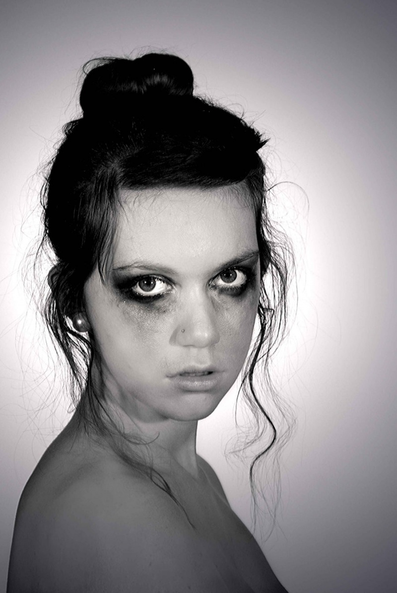 Female model photo shoot of melissa-rachel-2010