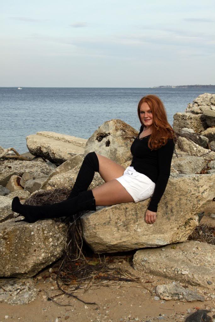 Female model photo shoot of Lady Ei photography in Sands Point Preserve