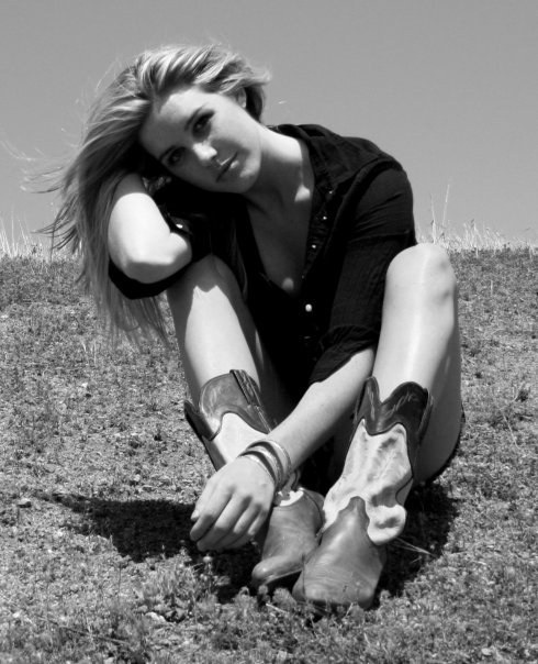 Female model photo shoot of Megan Rene 