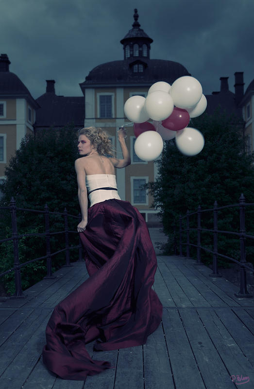 Female model photo shoot of Michaela Backlund by Patrik Blom in Hallstahammar