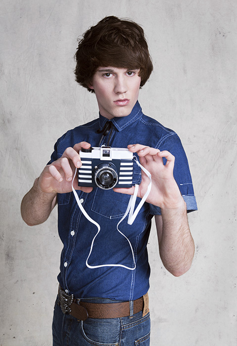 Male model photo shoot of Johannes Schwarze by Ewa Swiergon