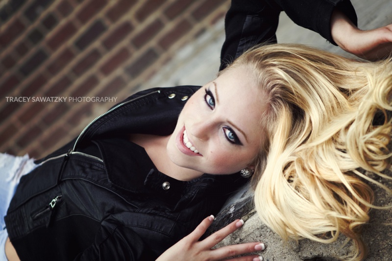 Female model photo shoot of Tracey_Sawatzky