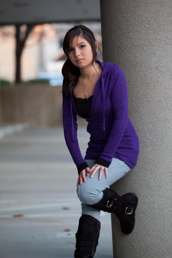 Female model photo shoot of Olivia Esparza in Little Rock